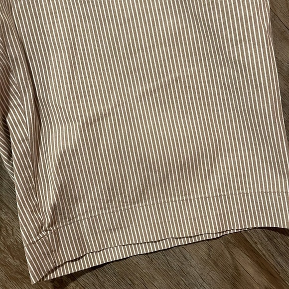 IZOD PINSTRIPE BERMUDA SHORTS (6) - Picture 4 of 7